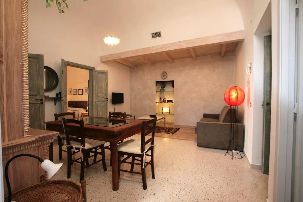 Osterio Magno Apartment Cefalu Italy