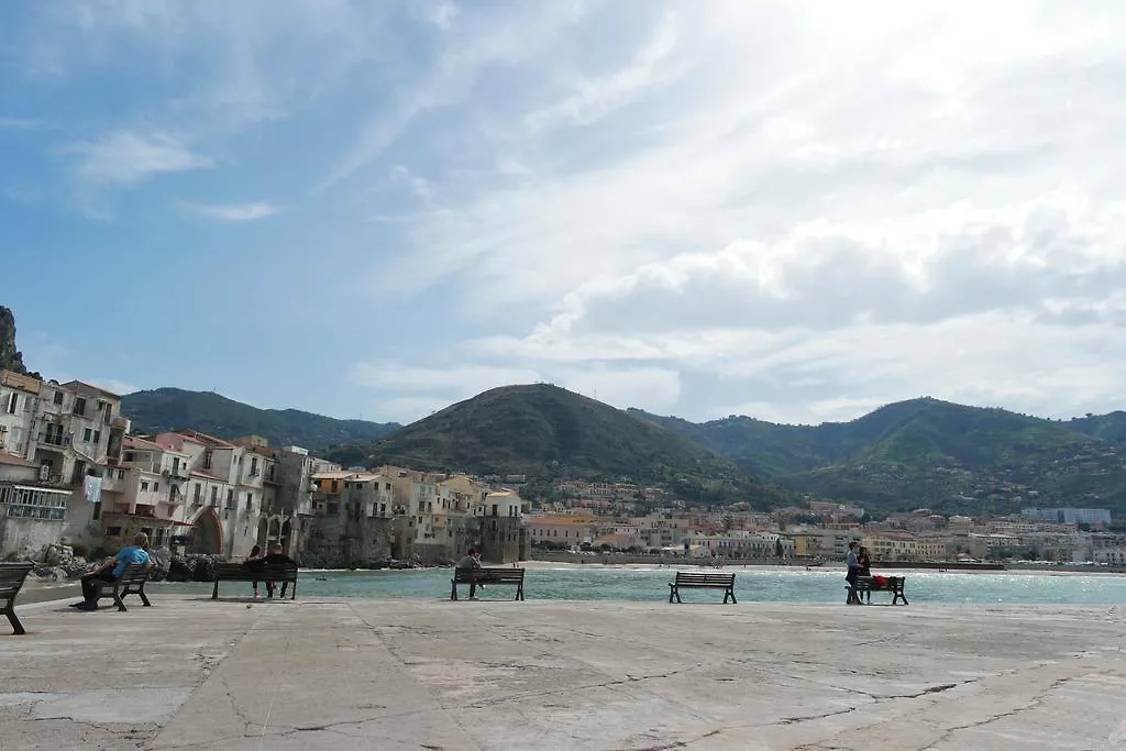 Osterio Magno Apartment Cefalu